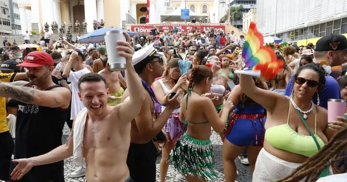 (Foto: NSC Total / Divulgação) Carnaval de Florianópolis reúne 1,6 milhão de pessoas em 2026