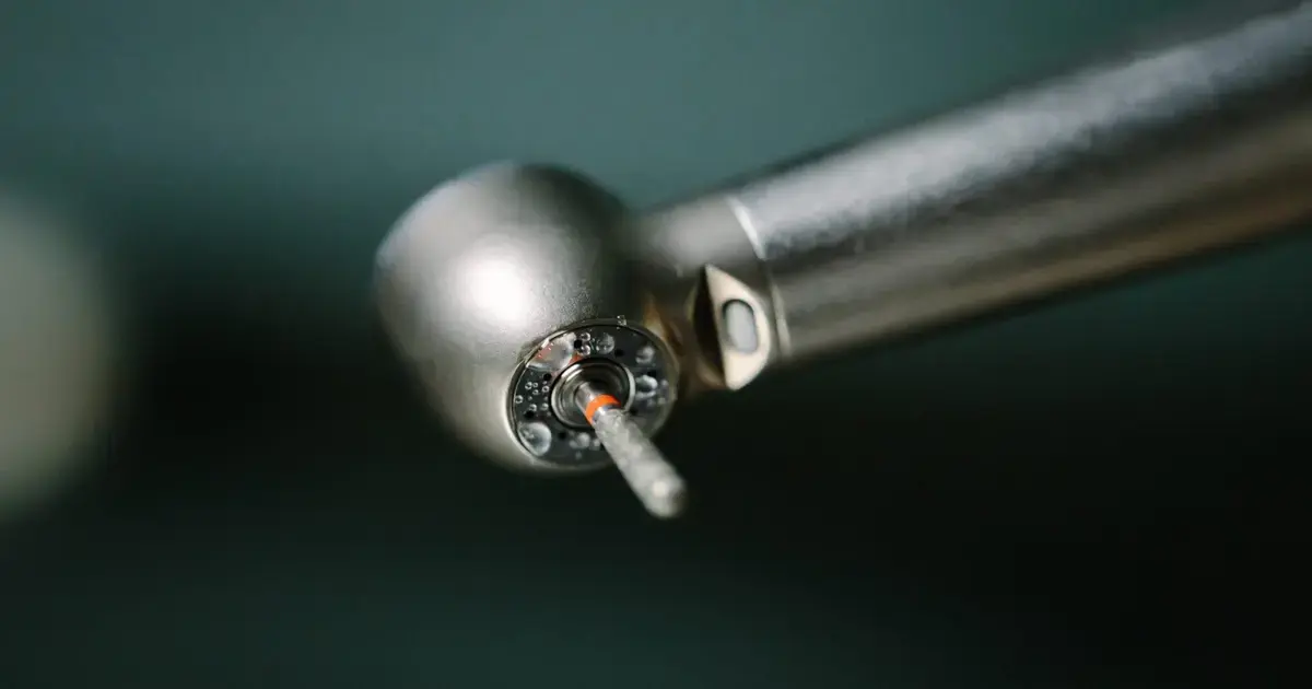 (Foto: NSC Total / Divulgação) Dentista em Florianópolis indeniza paciente após perda de broca cirúrgica