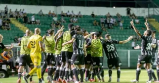Figueirense precisa vencer Marcílio Dias em jogo decisivo pela sobrevivência Figueirense precisa vencer Marcílio Dias em jogo decisivo pela sobrevivência