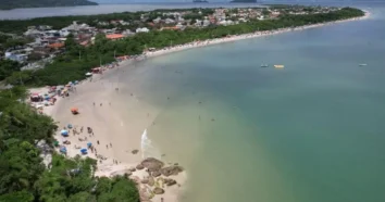 Queda de turistas argentinos em Florianópolis no verão de 2026