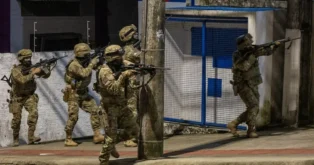 Conflito em Papaquara resulta em quatro mortes e apreensão de armas Conflito em Papaquara resulta em quatro mortes e apreensão de armas