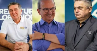 Três homens em poses diferentes, um sorrindo e com a roupa polo, o segundo com braços cruzados e o terceiro em expressão séria.