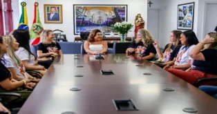 Governo de Santa Catarina lança editais do Mulheres+Tec e Mulheres+Pesquisa com investimento de R$ 9,3 milhões