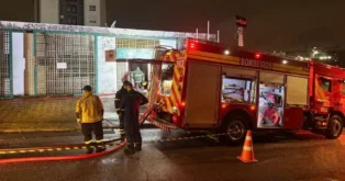 Incêndio na Comcap em Florianópolis deixa vigia hospitalizado Incêndio na Comcap em Florianópolis deixa vigia hospitalizado