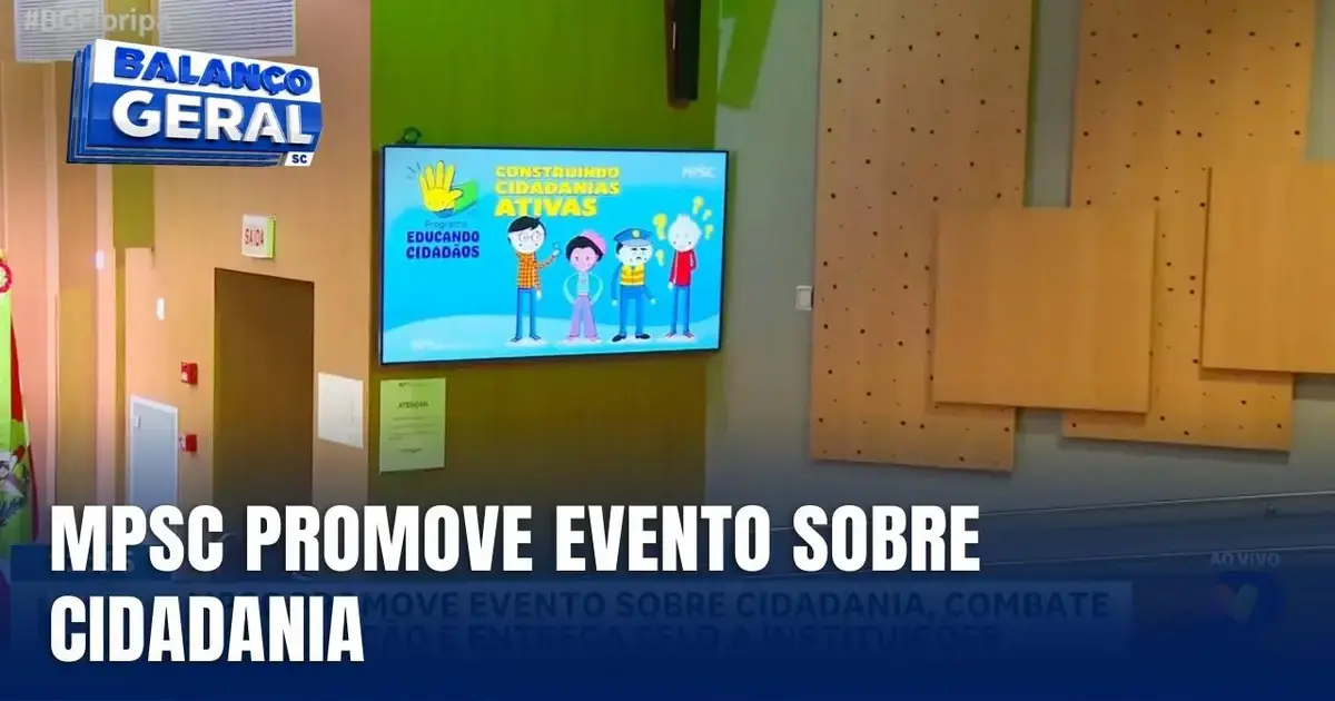 Painel exibindo informações sobre o evento do Ministério Público de Santa Catarina relacionado à cidadania. Texto visível: 