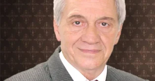 Morre Plinio Ritter, jornalista com 60 anos de carreira em Santa Catarina Morre Plinio Ritter, jornalista com 60 anos de carreira em Santa Catarina