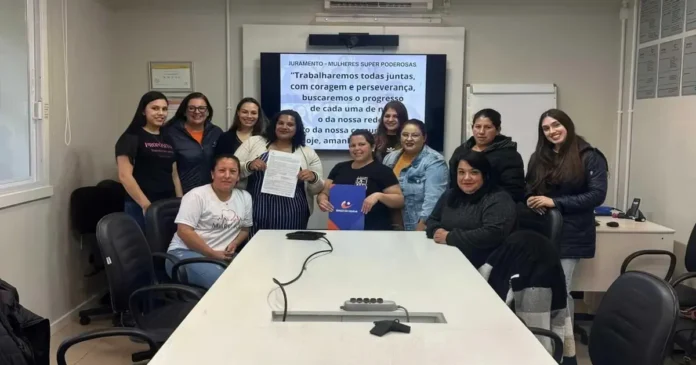 (Foto: De Olho Na Ilha / Divulgação) Banco da Família conquista Prêmio ADVB Empresa Cidadã 2026 com Rede de Mulheres em Lages